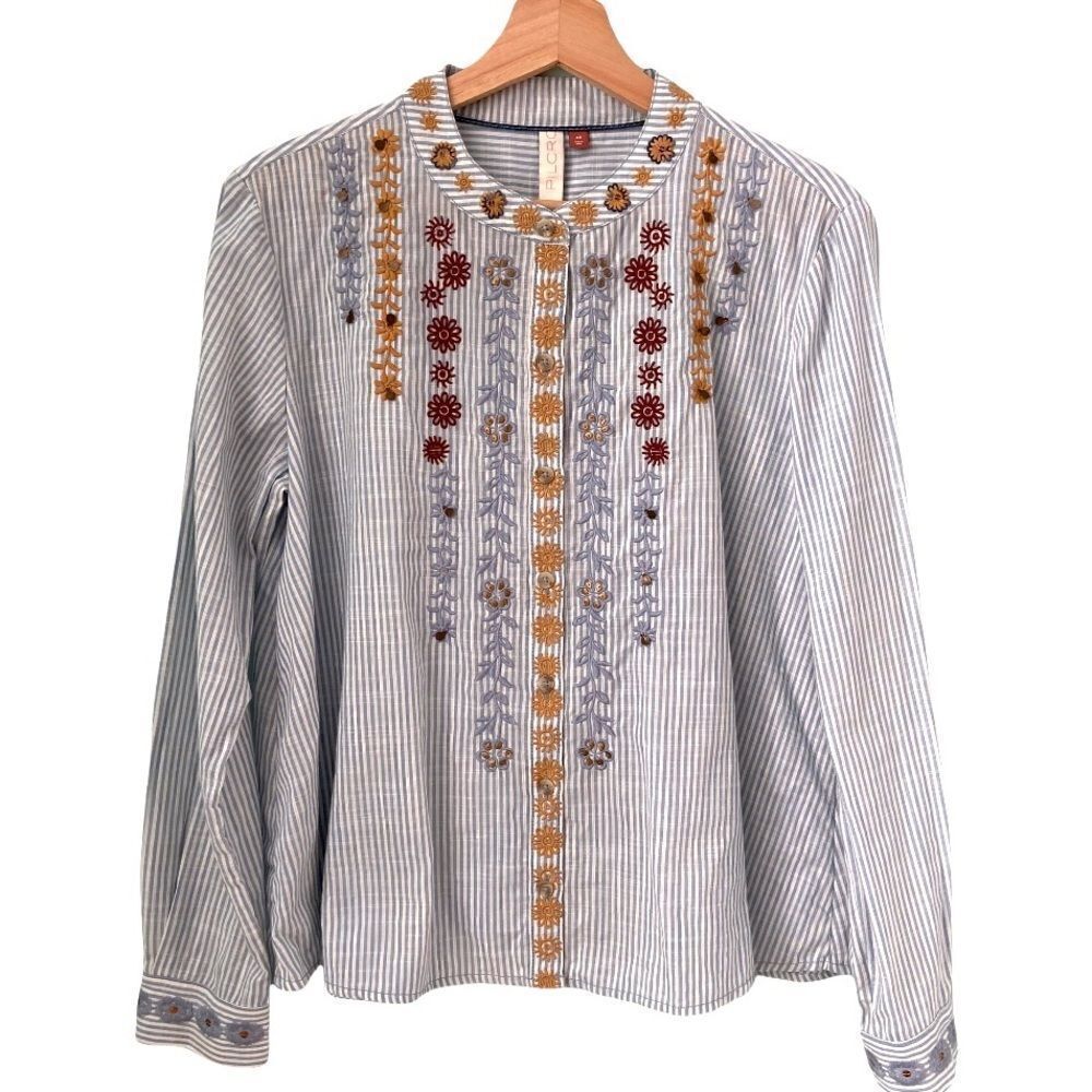 Anthropologie Pilcro Front Button Floral Embroidered Long Sleeve Top in Size XS